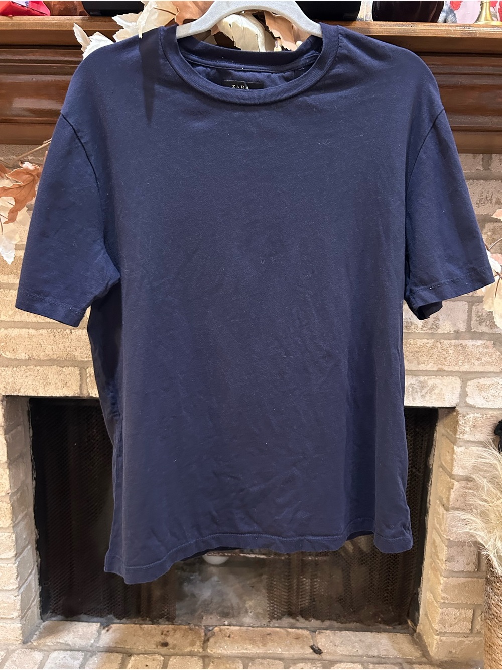Zara Navy Blue Short-Sleeve Crew Neck Tee EUC